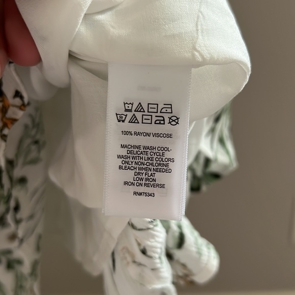 COPY - Dress - Picture 8 of 9